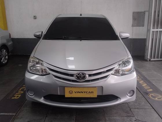 TOYOTA ETIOS 1.3 XS 16V FLEX 4P MANUAL